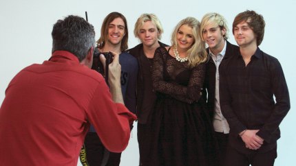 R5 behind the scenes photoshoot 16