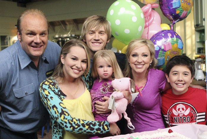 Proof That Good Luck Charlie Needs A Spin Off Series