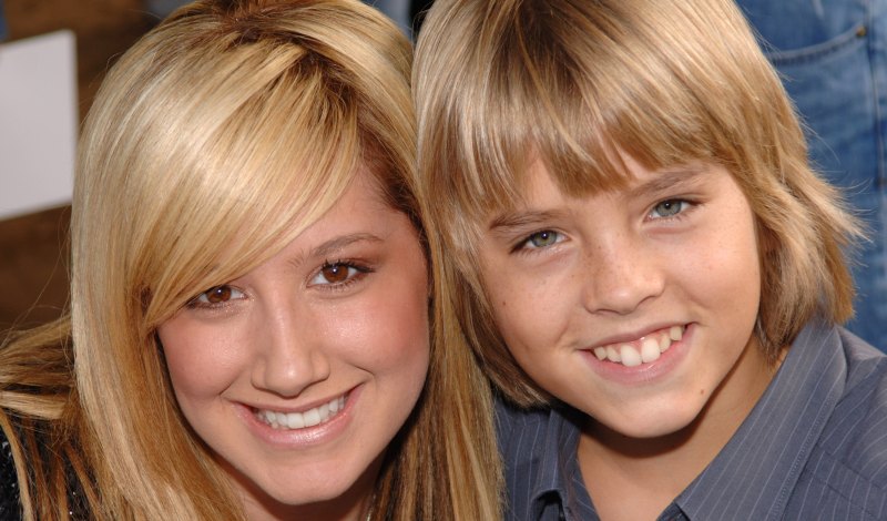 Ashley tisdale and cole sprouse