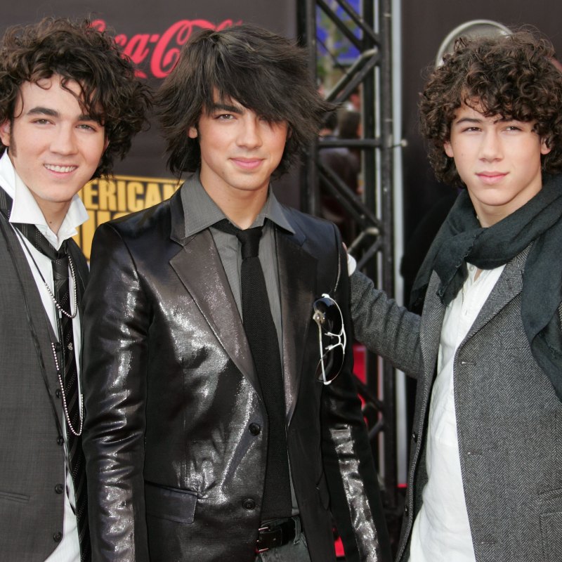 A Jonas Brothers Hair Retrospective: Poodle Curls and Side-Bangs