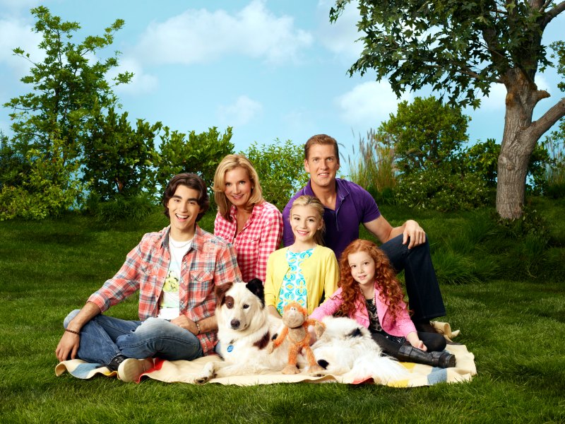 disney-channel-dog-with-a-blog-cast-stan