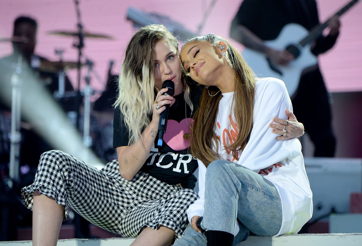 Ariana Grande & Miley Cyrus
