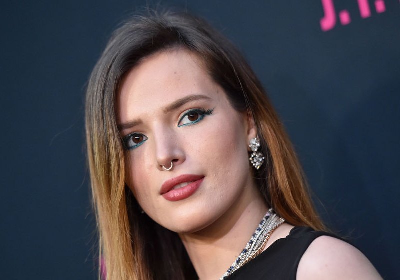 Bella Thorne Says She Had to Teach Herself How to Read and Count
