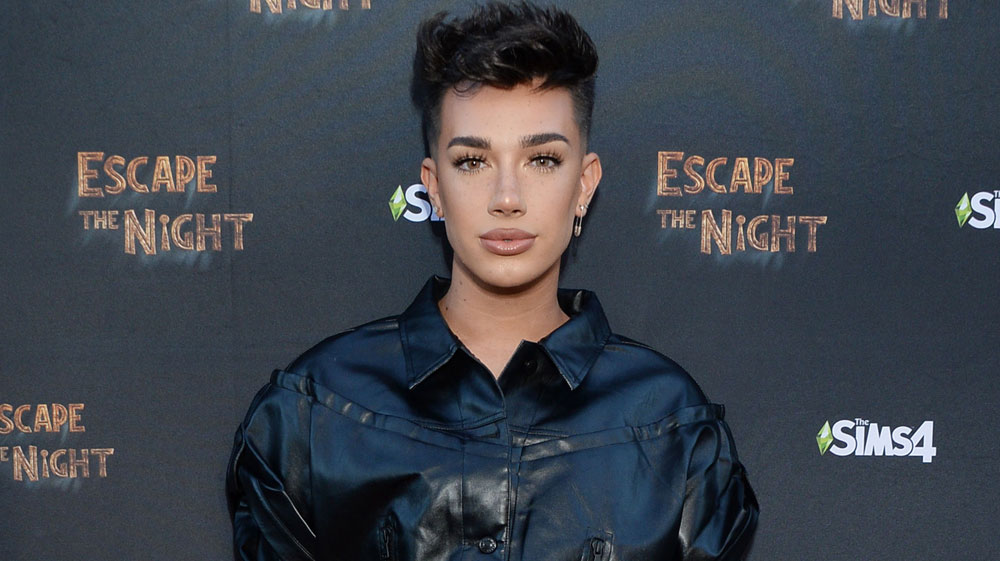 1000px x 561px - James Charles Nude Photos: Shares After Twitter Is Hacked