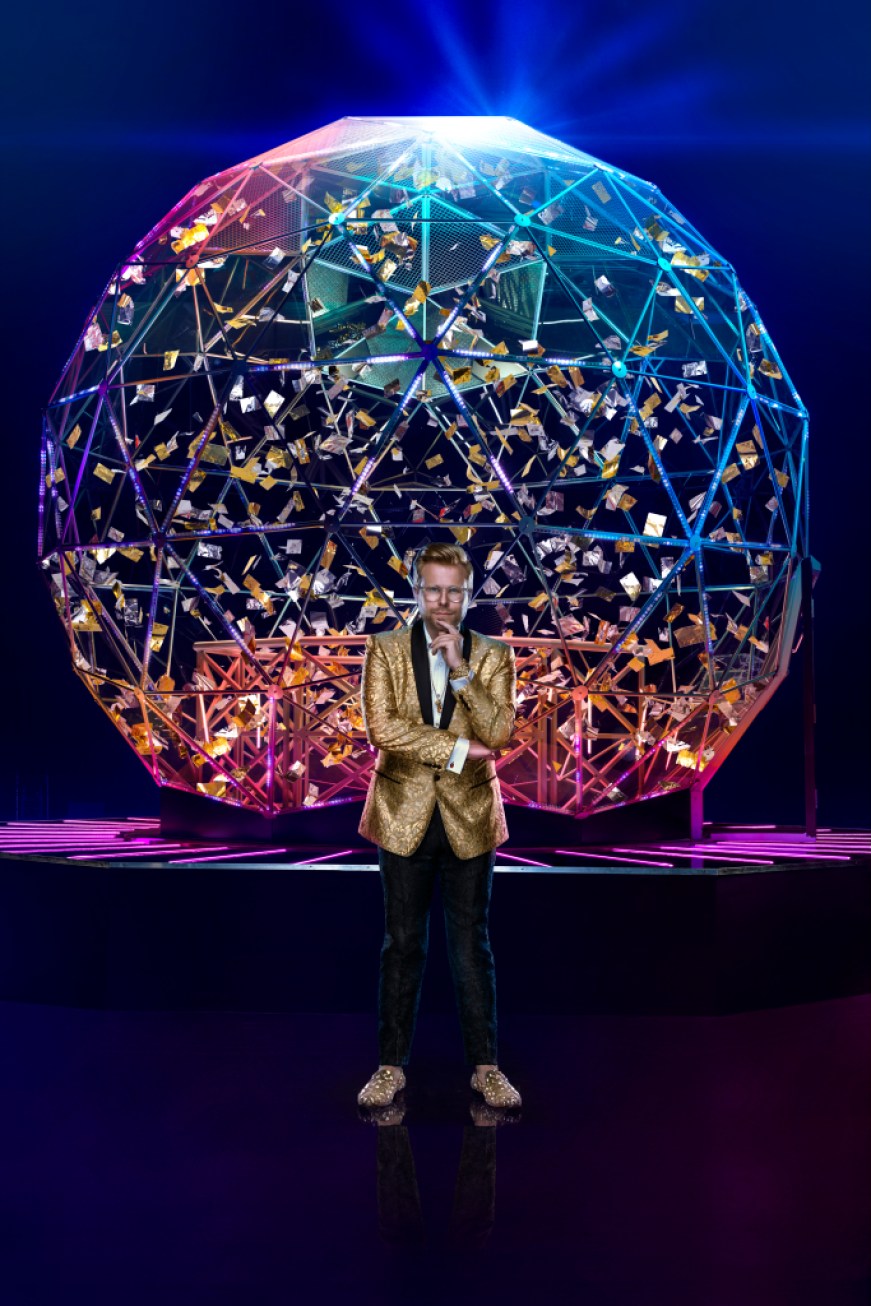 Nickelodeon Game Show: Adam Conover Hosts 'The Crystal Maze'