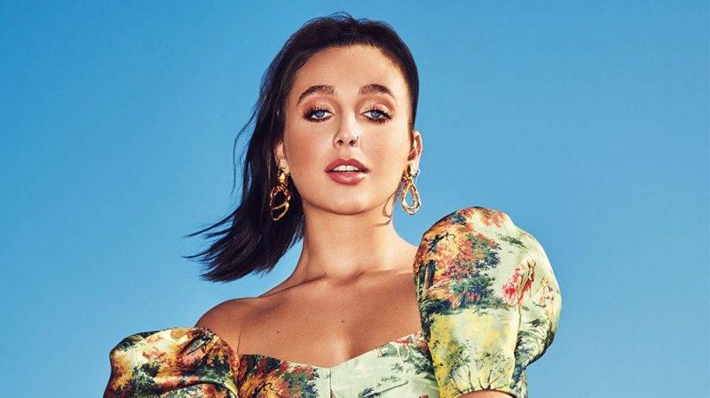 10 Things We Learned About Emma Chamberlain From Her First American Magazine Cover