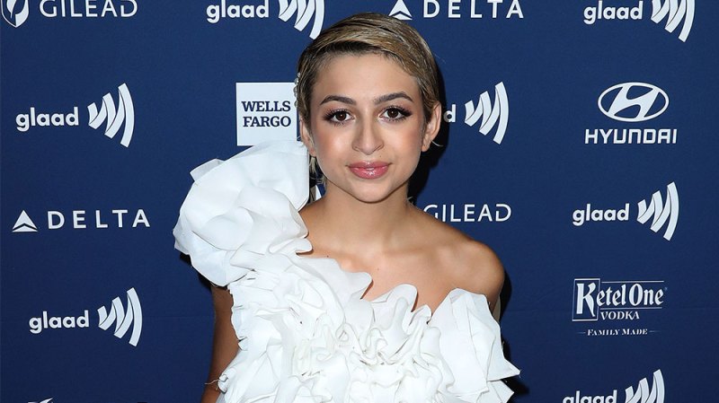 'Jessie' Star Josie Totah To Star In The Upcoming 'Saved By The Bell' Reboot