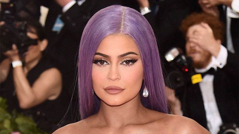 Fans Accuse Kylie Jenner Of Cultural Appropriation In New Photo Shoot Images