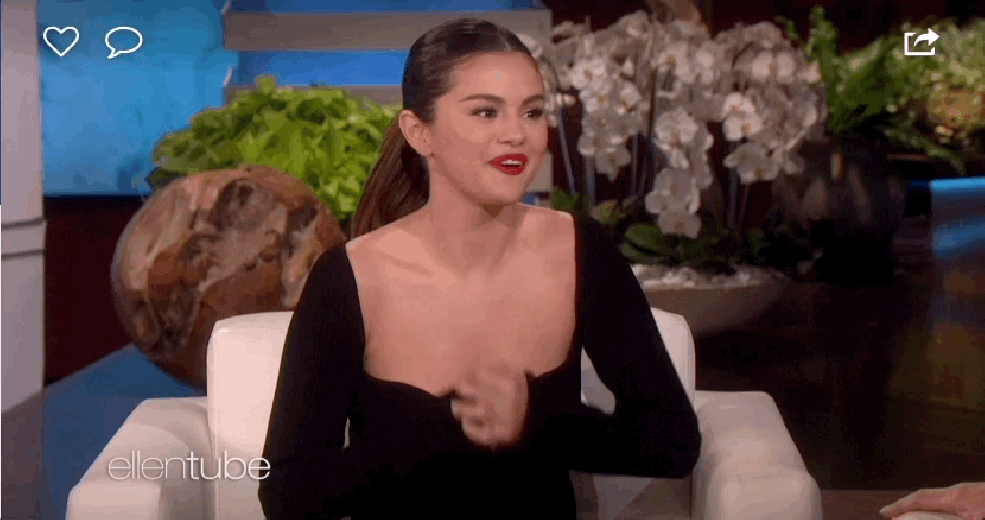 Selena Gomez Has A Total Fangirl Moment Over Jennifer Anniston