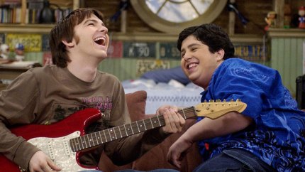 Viral Video Reveals Fans Have Been Singing The 'Drake & Josh' Theme Song Wrong All These Years