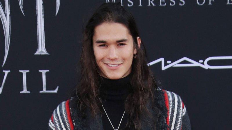 You Have To See This Video Of Booboo Stewart Reenacting 'Twilight' & 'Descendants' Scenes