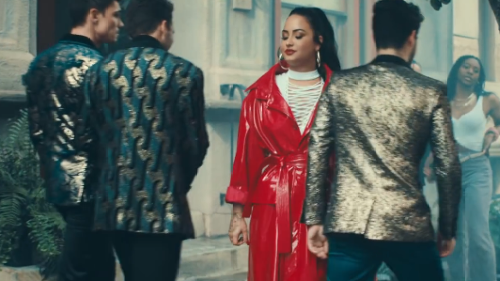Demi Lovato Music Video Shade