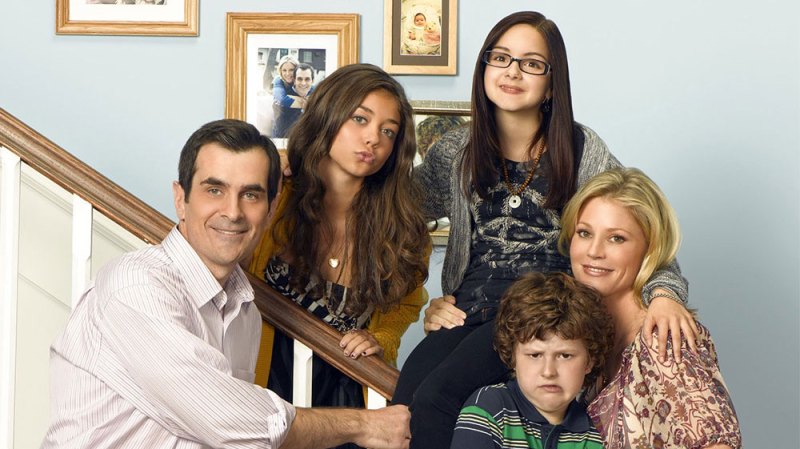 'Modern Family' Comes To An End After 11 Seasons — See The Casts' Emotional Goodbyes