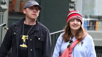 ‘Harry Potter’ Star Rupert Grint Expecting Baby With Girlfriend Georgia Groome