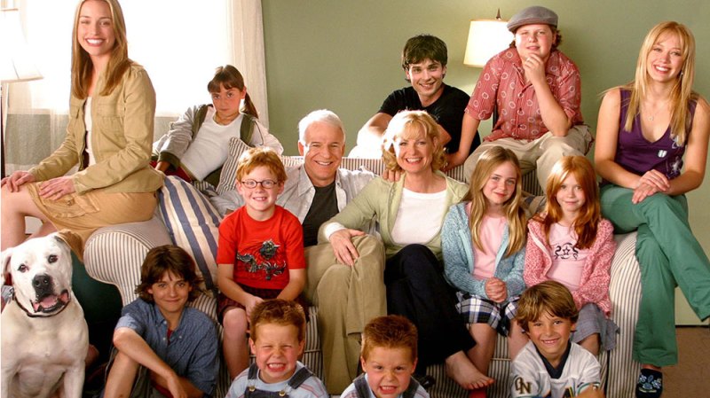 ‘Cheaper By The Dozen’ Director Shares Epic Behind-The-Scenes Secrets About The Iconic Movie