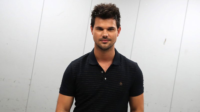 Taylor Lautner Announces He's Selling His Old Clothes On Poshmark In An Attempt To Raise Money For