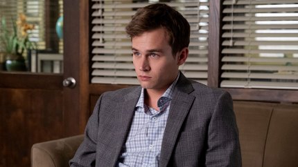Brandon Flynn Recalls The Moment He Found Out About ’13 Reason Why’ Finale’s Heartbreaking Death