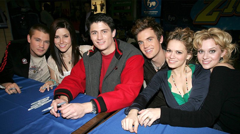 ‘One Tree Hill’ Stars Officially Reuniting For Brand New Podcast About The Fan-Favorite Series