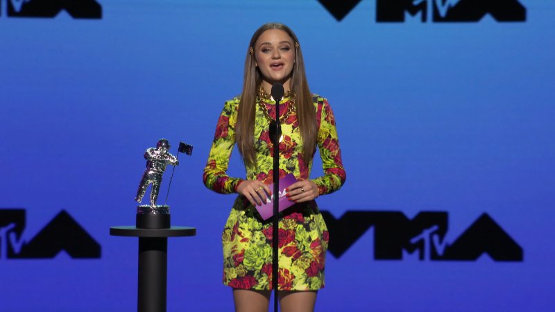 MTV VMAs best worst looks