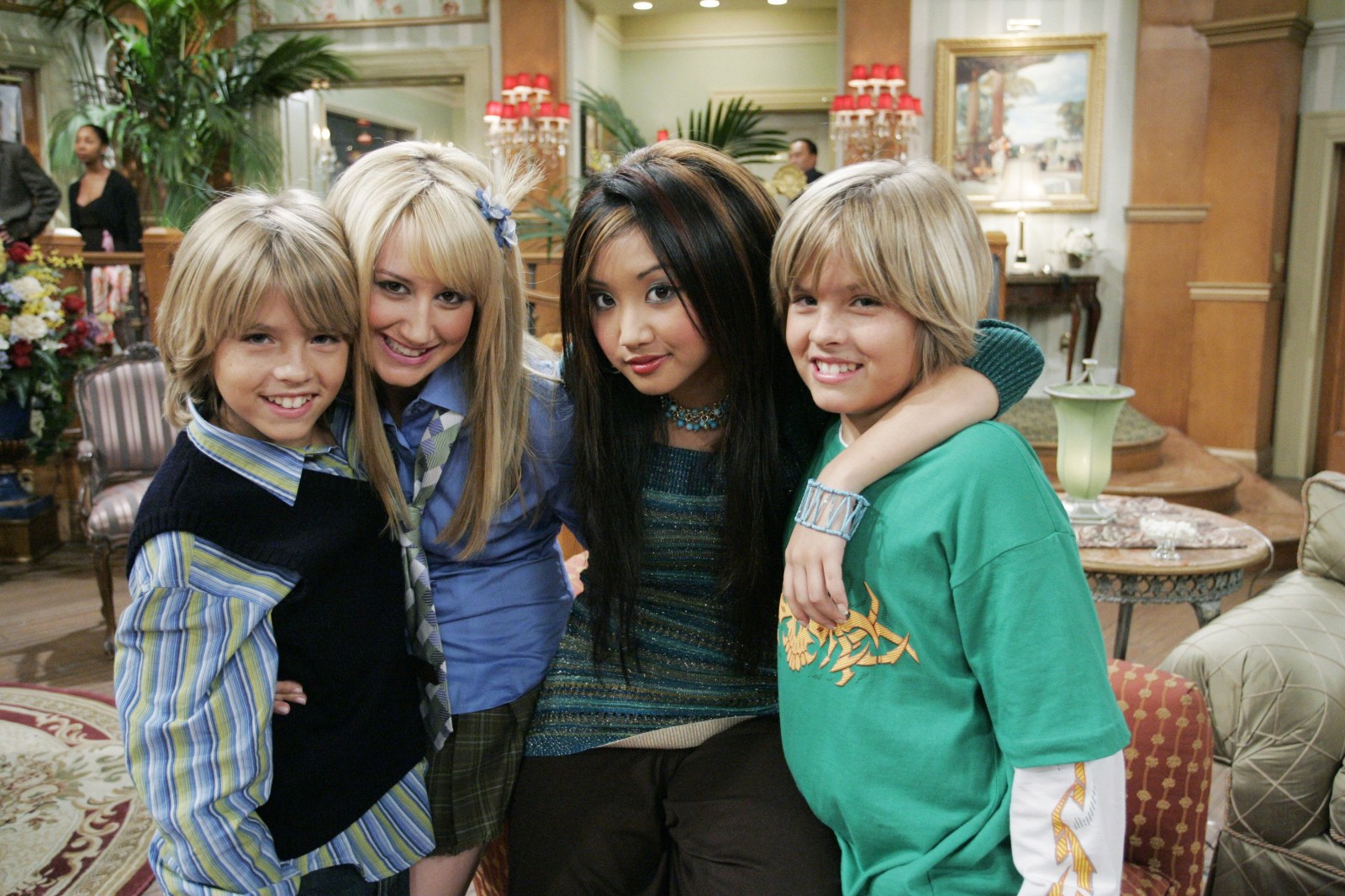 suite-life-of-zack-and-cody-on-set-behind-the-scenes-secrets