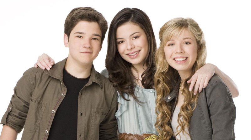 The ‘iCarly’ Original Cast Is Returning For a Reboot: All the Details