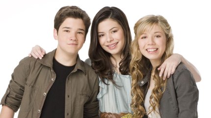 The ‘iCarly’ Original Cast Is Returning For a Reboot: All the Details