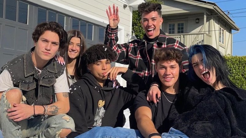 Did James Charles Form a New Sister Squad? Details on His Friend Group