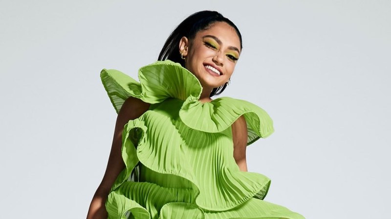 10 Things We Learned About TikTok Star Avani Gregg From Her ‘Seventeen’ Magazine Cover