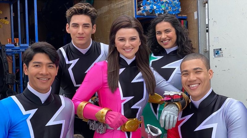 Meet the Stars of Nickelodeon’s New Show ‘Power Rangers Dino Fury’
