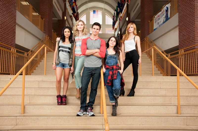 Here's What the Cast of 'The Duff' Is Up to Now: Mae Whitman and More