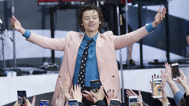 Harry Styles' 'Love on Tour' Antics Keep Going Viral! Uncover the Singer's Best Onstage Moments