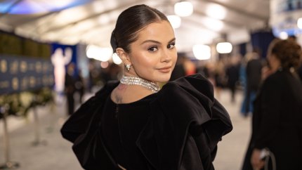 Red Carpet Queen! Selena Gomez Stuns in Black at the 2022 SAG Awards: Photos