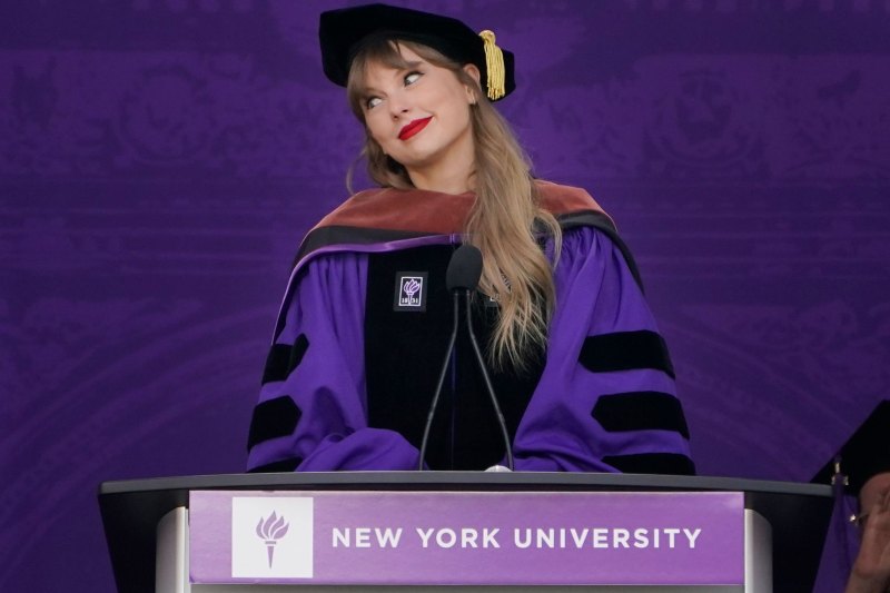 Taylor Swift Looks Adorable in Her Cap and Gown at NYU Graduation: See Pics
