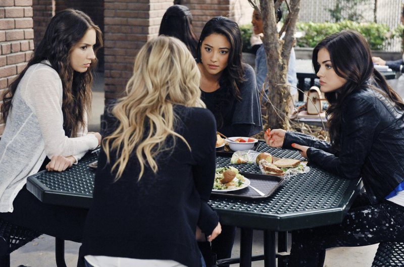The A Team! Every Character Who Was 'A' in the Original 'Pretty Little Liars'