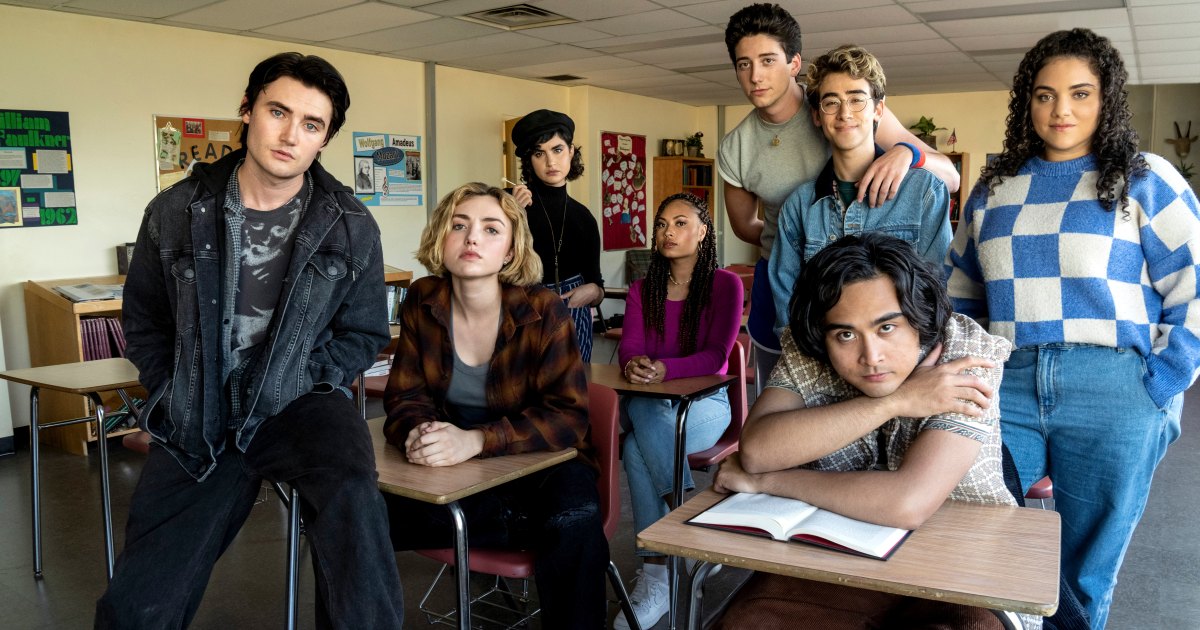 'School Spirits' Cast, Premiere Milo Manheim, Peyton List Show