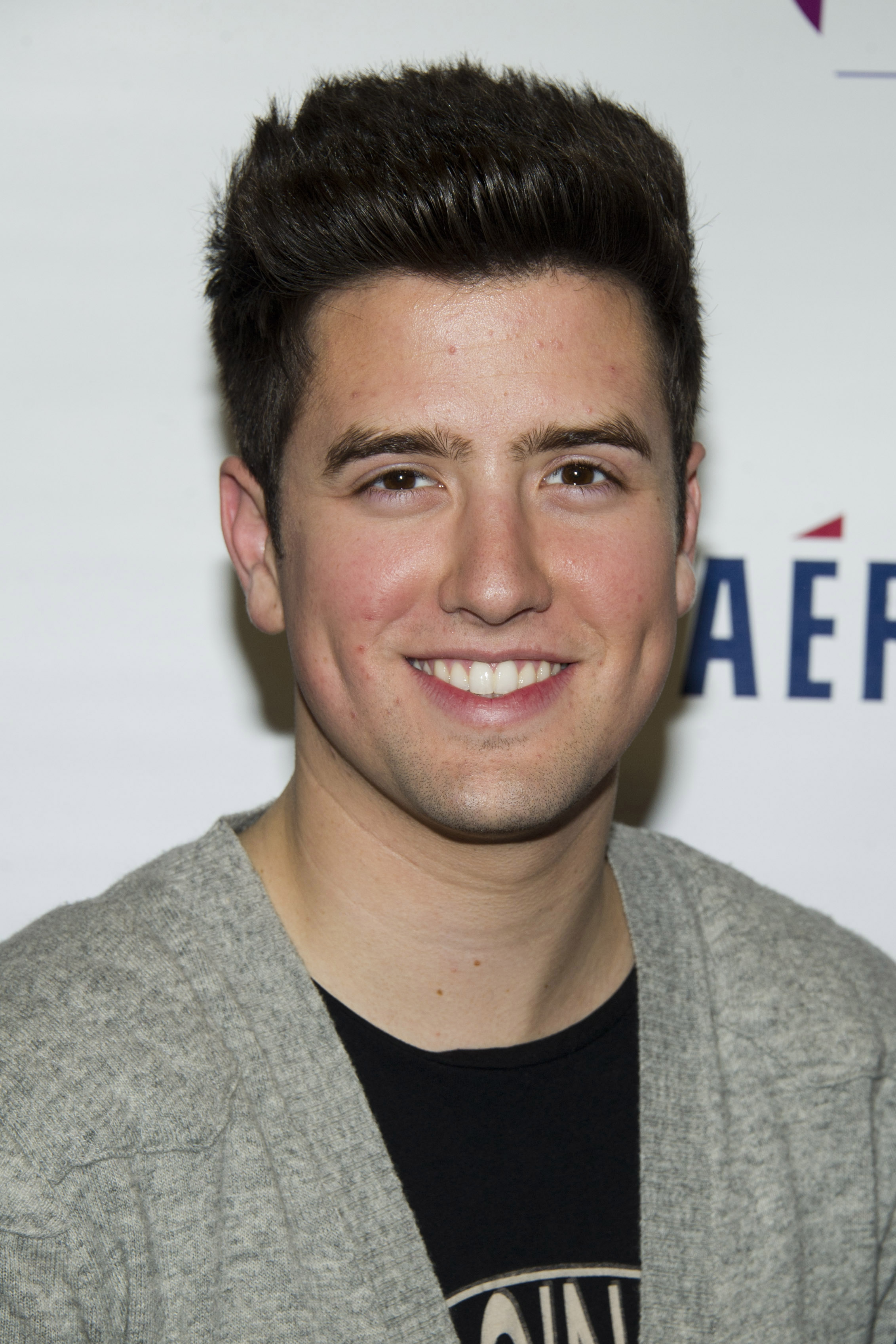 Logan Henderson | Official Site for Man Crush Monday #MCM | Woman Crush  Wednesday #WCW
