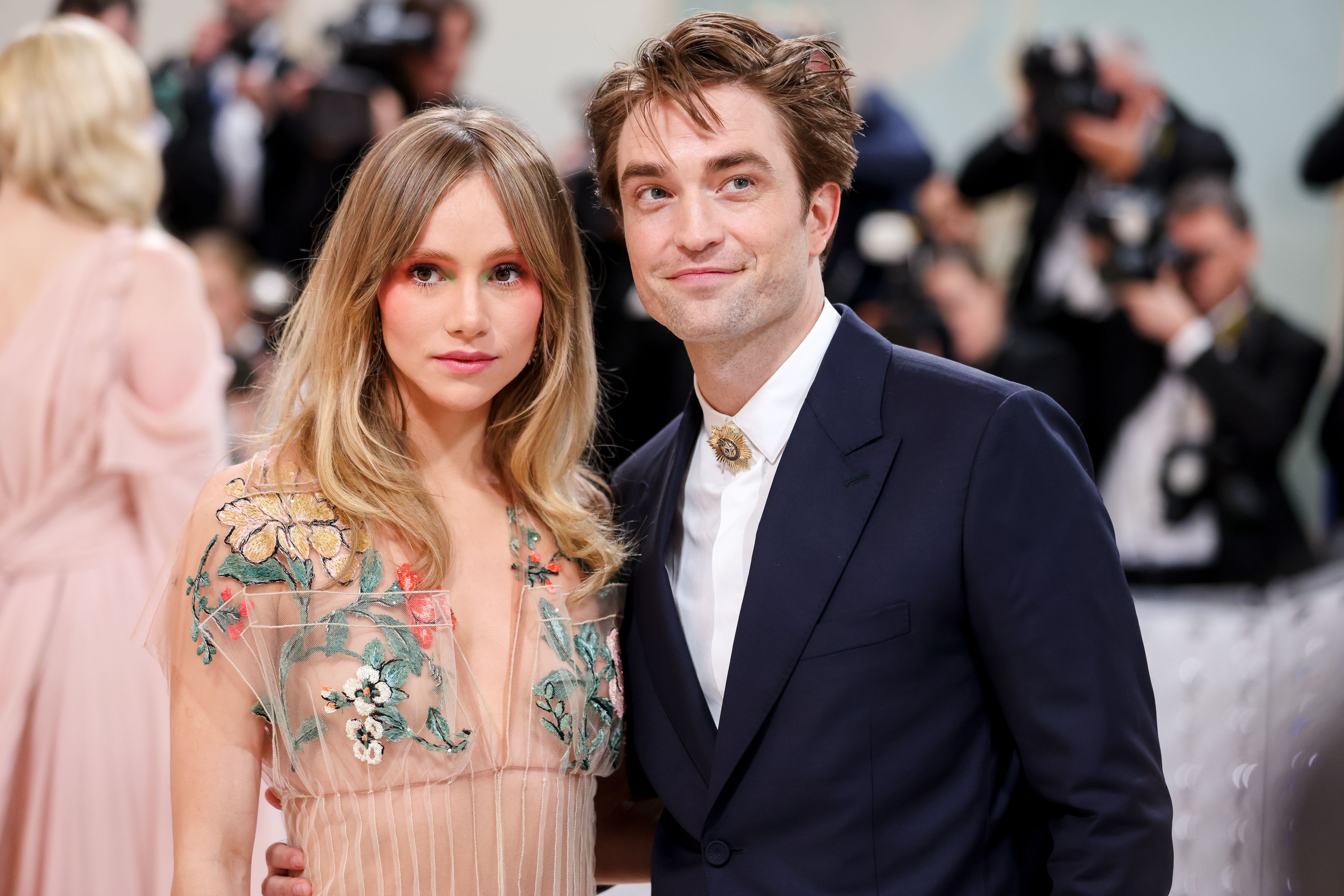 Robert Pattinson Girlfriend Suki Waterhouse Music, Acting, More