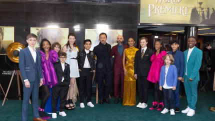 he Disney+ Cast of 'Peter Pan & Wendy' Looked Magical At the Red Carpet Premiere! See Photos
