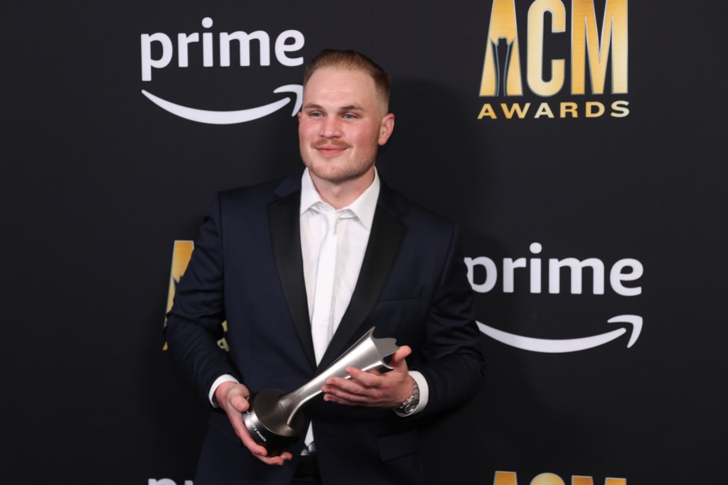 Who Is Country Star Zach Bryan? Singer's Age, Family Details, Hometown